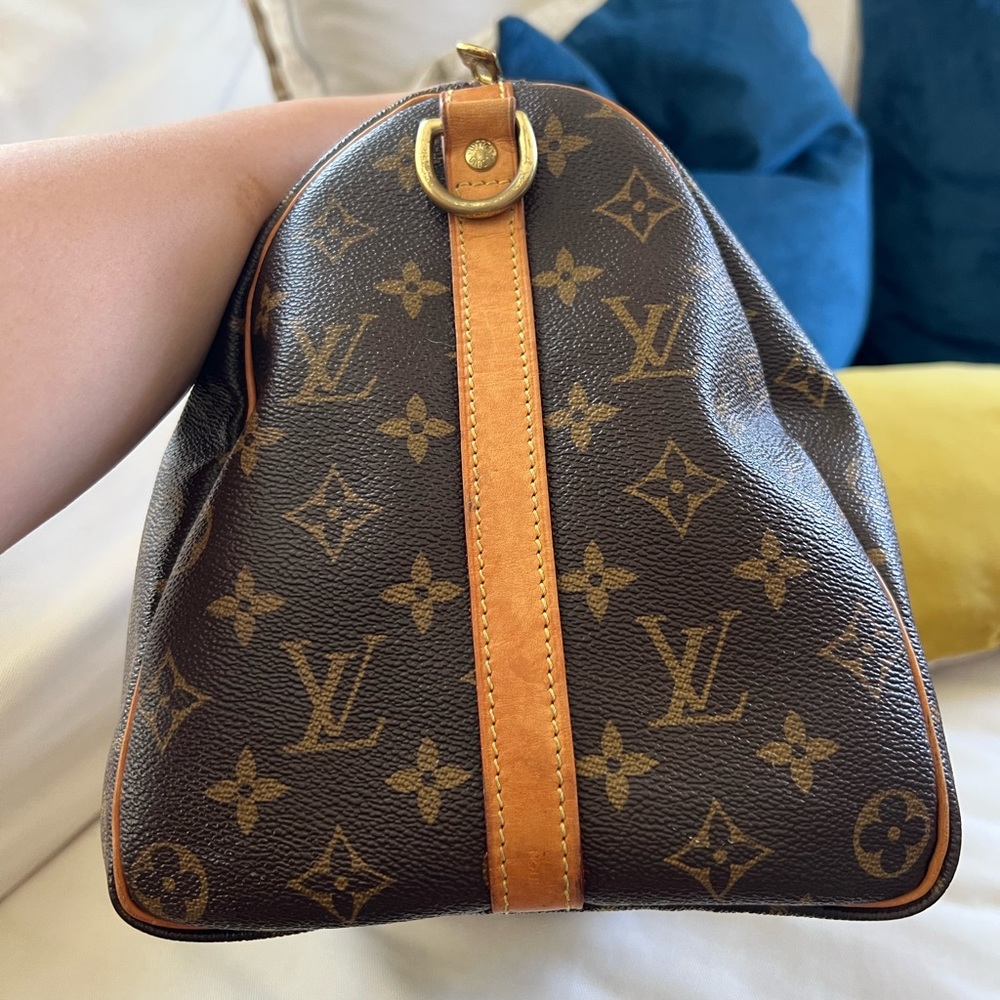 **SOLD**Authentic Louis Vuitton Speedy Bandoulière 35 - Picture 4 of 17
